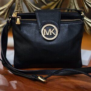Michael Kors Black Pebbled Leather Crossbody Bag. Gold Hardware